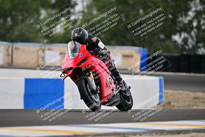 media/Apr-18-2025-TrackDaz (Fri) [[45f5874c44]]/B Group/Session 4 (Turn 6 - Outside)/